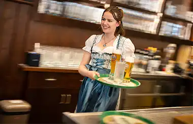 Serviere bei uns im Gasthof DRei Tannen - Wir freuen uns auf deine Bewerbung!